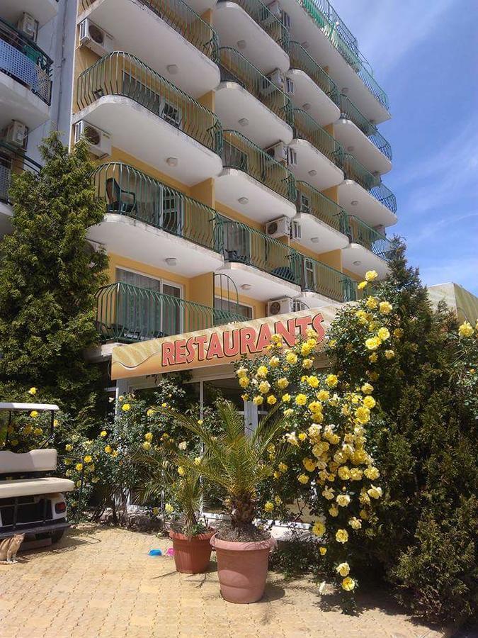 Hotel Yantra Slântsjev Brjag Eksteriør bilde