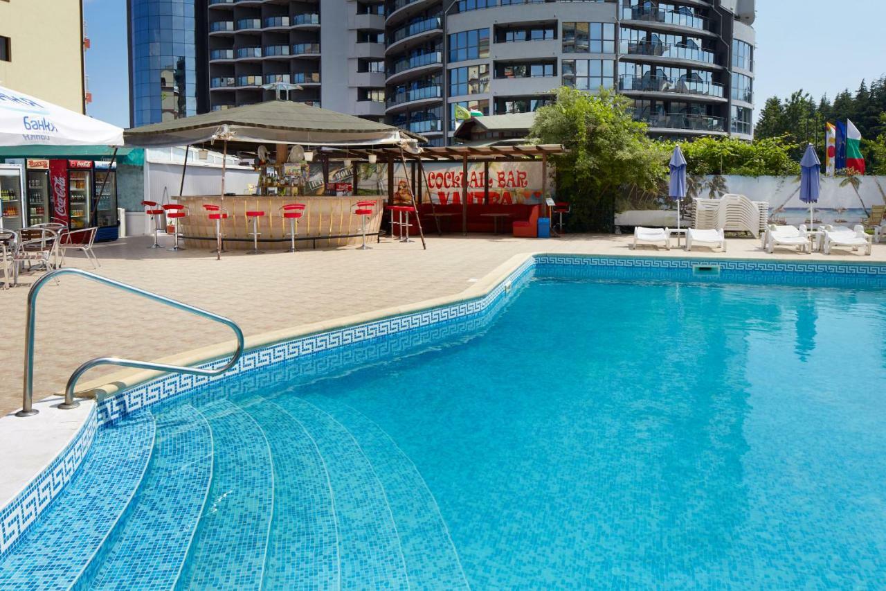 Hotel Yantra Slântsjev Brjag Eksteriør bilde