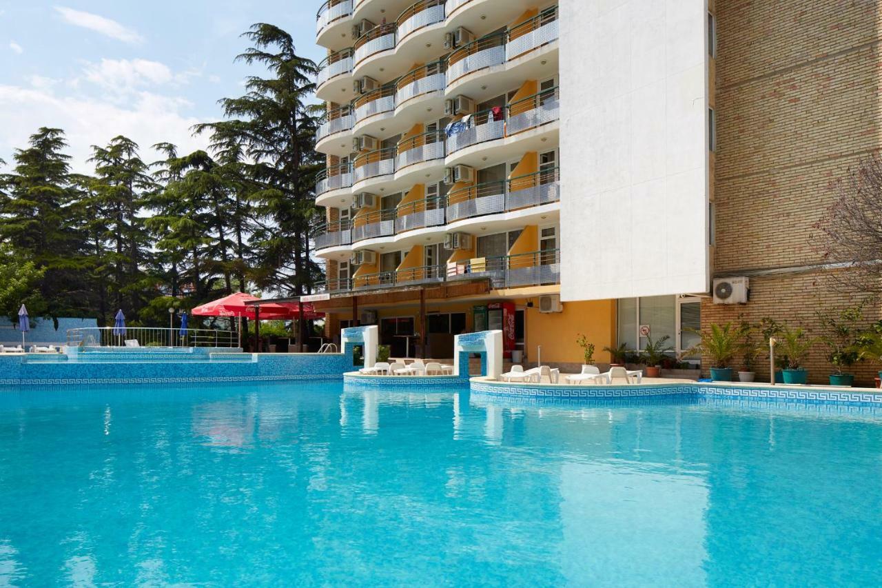 Hotel Yantra Slântsjev Brjag Eksteriør bilde